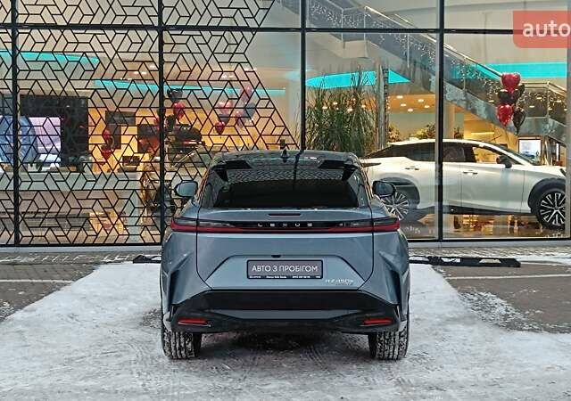 Синий Лексус RZ, объемом двигателя 0 л и пробегом 6 тыс. км за 60093 $, фото 3 на Automoto.ua