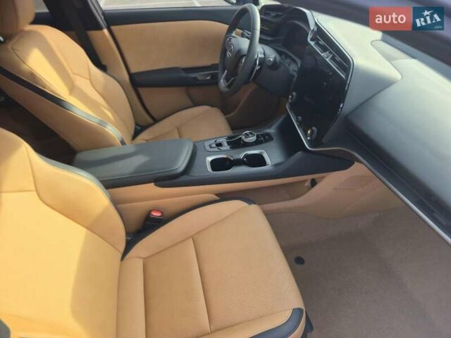 Синий Лексус RZ, объемом двигателя 0 л и пробегом 14 тыс. км за 39500 $, фото 47 на Automoto.ua