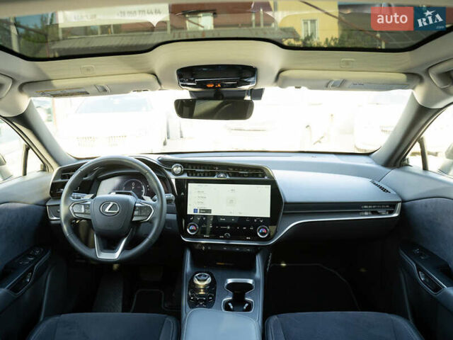 Синий Лексус RZ, объемом двигателя 0 л и пробегом 25 тыс. км за 48900 $, фото 14 на Automoto.ua