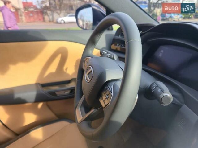 Синий Лексус RZ, объемом двигателя 0 л и пробегом 14 тыс. км за 39500 $, фото 41 на Automoto.ua