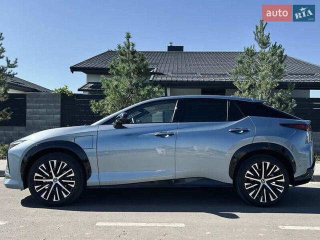 Синий Лексус RZ, объемом двигателя 0 л и пробегом 14 тыс. км за 36900 $, фото 6 на Automoto.ua