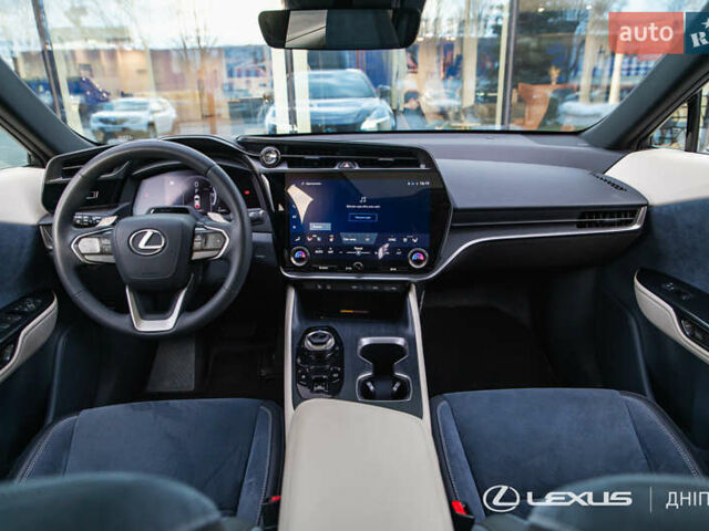 Синій Лексус RZ, об'ємом двигуна 0 л та пробігом 11 тис. км за 56854 $, фото 14 на Automoto.ua