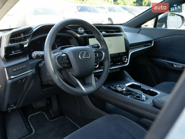 Синий Лексус RZ, объемом двигателя 0 л и пробегом 25 тыс. км за 48900 $, фото 23 на Automoto.ua