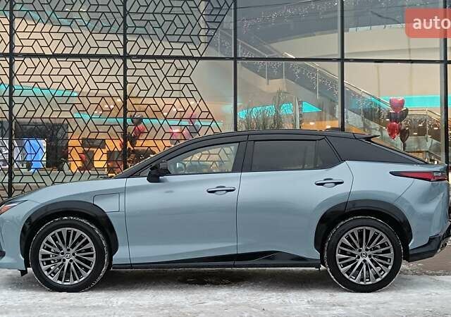 Синий Лексус RZ, объемом двигателя 0 л и пробегом 6 тыс. км за 60093 $, фото 2 на Automoto.ua