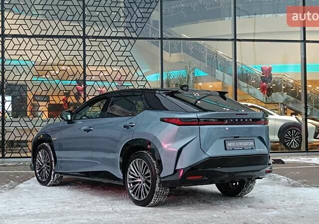 Синий Лексус RZ, объемом двигателя 0 л и пробегом 6 тыс. км за 60093 $, фото 1 на Automoto.ua