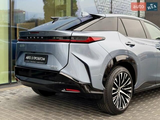 Синий Лексус RZ, объемом двигателя 0 л и пробегом 7 тыс. км за 61042 $, фото 30 на Automoto.ua