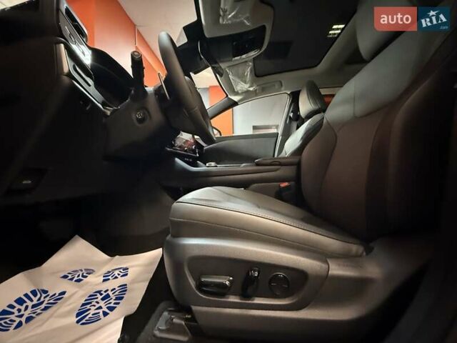 Синий Лексус RZ, объемом двигателя 0 л и пробегом 1 тыс. км за 46999 $, фото 18 на Automoto.ua