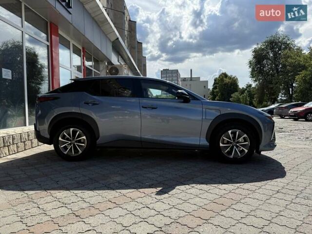 Синий Лексус RZ, объемом двигателя 0 л и пробегом 1 тыс. км за 46999 $, фото 8 на Automoto.ua