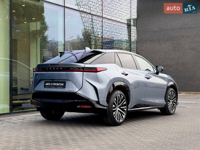 Синий Лексус RZ, объемом двигателя 0 л и пробегом 7 тыс. км за 61042 $, фото 4 на Automoto.ua