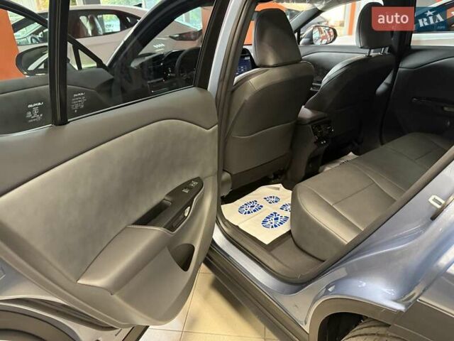 Синий Лексус RZ, объемом двигателя 0 л и пробегом 1 тыс. км за 46999 $, фото 22 на Automoto.ua