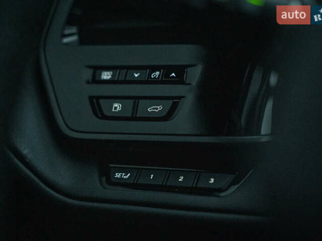 Білий Лексус TX, об'ємом двигуна 2.4 л та пробігом 24 тис. км за 95000 $, фото 20 на Automoto.ua