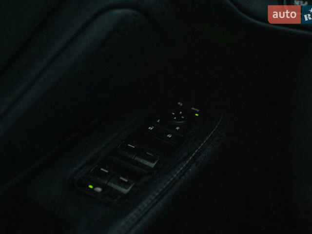 Білий Лексус TX, об'ємом двигуна 2.4 л та пробігом 24 тис. км за 95000 $, фото 21 на Automoto.ua