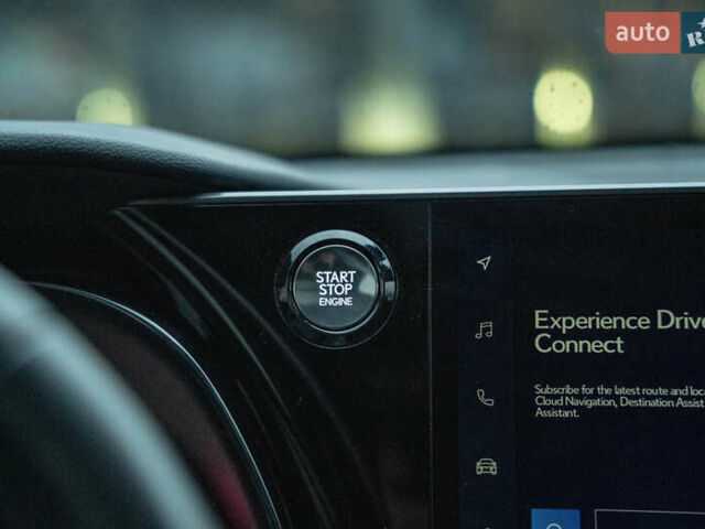 Білий Лексус TX, об'ємом двигуна 2.4 л та пробігом 24 тис. км за 95000 $, фото 29 на Automoto.ua