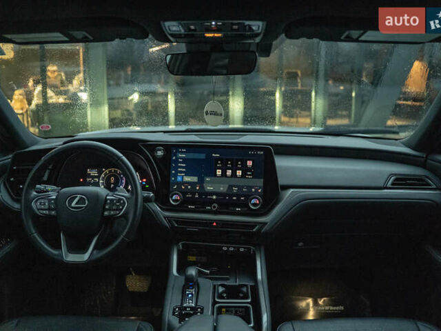 Білий Лексус TX, об'ємом двигуна 2.4 л та пробігом 24 тис. км за 95000 $, фото 23 на Automoto.ua