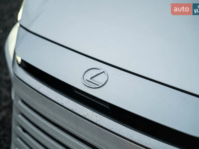 Білий Лексус TX, об'ємом двигуна 2.4 л та пробігом 24 тис. км за 95000 $, фото 15 на Automoto.ua