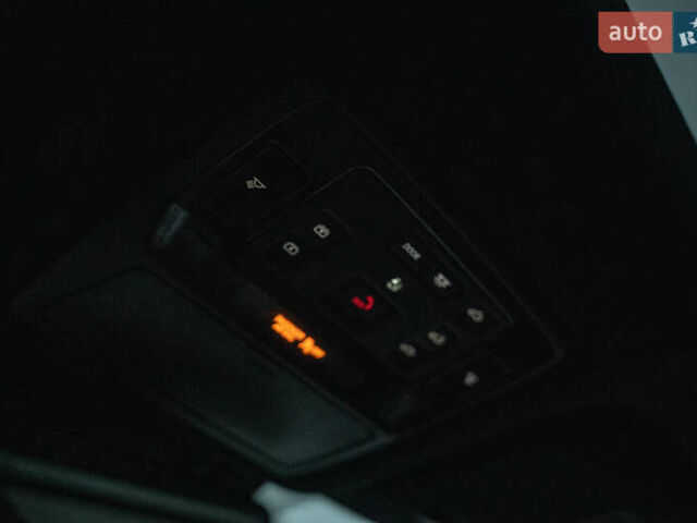 Білий Лексус TX, об'ємом двигуна 2.4 л та пробігом 24 тис. км за 95000 $, фото 30 на Automoto.ua