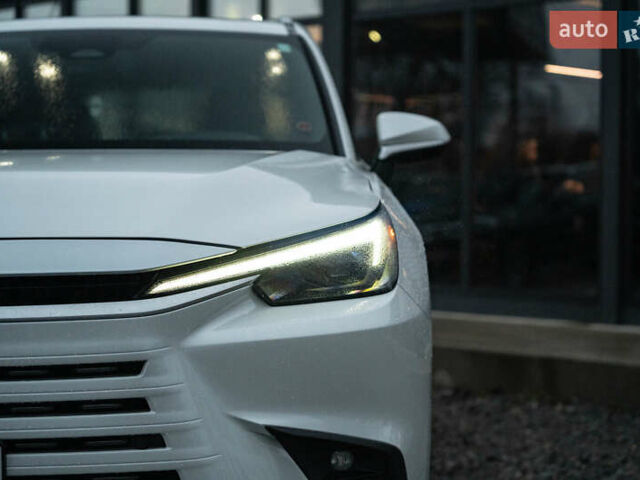 Білий Лексус TX, об'ємом двигуна 2.4 л та пробігом 24 тис. км за 95000 $, фото 14 на Automoto.ua