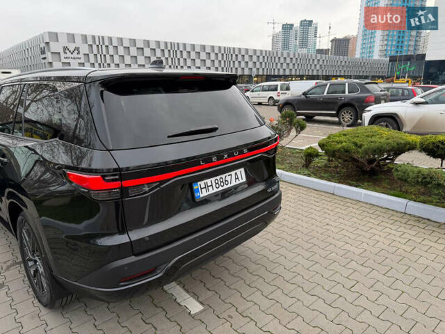 Чорний Лексус TX, об'ємом двигуна 2.39 л та пробігом 3 тис. км за 93000 $, фото 13 на Automoto.ua