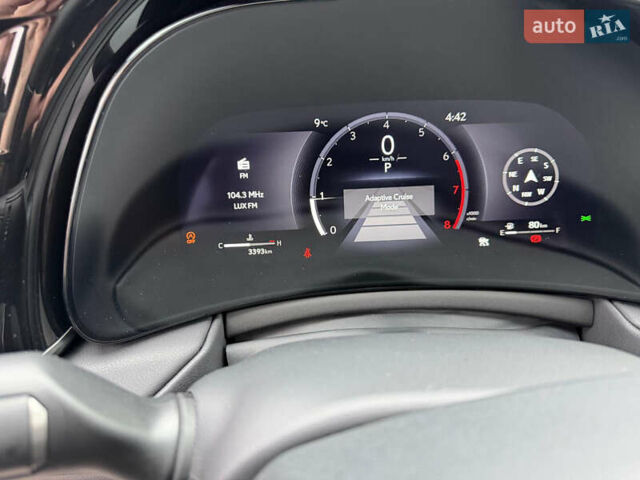Чорний Лексус TX, об'ємом двигуна 2.39 л та пробігом 3 тис. км за 93000 $, фото 3 на Automoto.ua