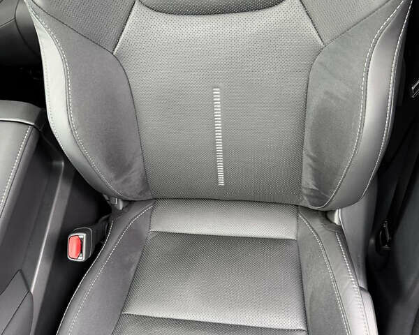 Чорний Лексус TX, об'ємом двигуна 2.39 л та пробігом 3 тис. км за 93000 $, фото 19 на Automoto.ua