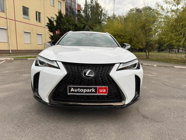Белый Лексус UX, объемом двигателя 2 л и пробегом 28 тыс. км за 27990 $, фото 15 на Automoto.ua