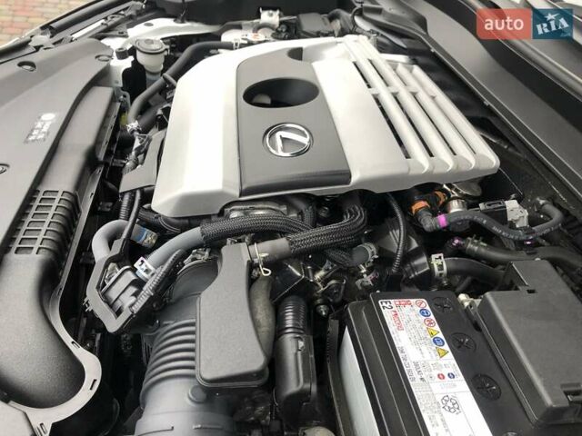 Белый Лексус UX, объемом двигателя 1.99 л и пробегом 79 тыс. км за 25500 $, фото 55 на Automoto.ua