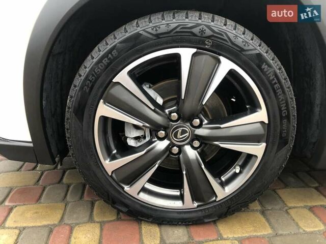 Белый Лексус UX, объемом двигателя 1.99 л и пробегом 79 тыс. км за 25500 $, фото 20 на Automoto.ua