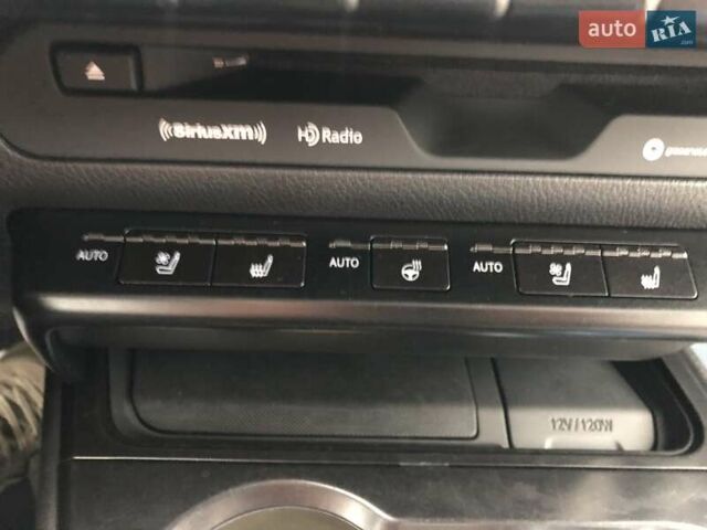 Белый Лексус UX, объемом двигателя 1.99 л и пробегом 79 тыс. км за 25500 $, фото 61 на Automoto.ua