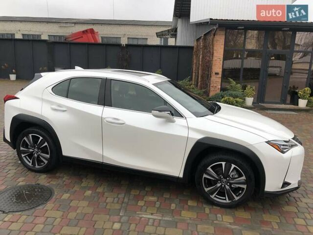 Белый Лексус UX, объемом двигателя 1.99 л и пробегом 79 тыс. км за 25500 $, фото 14 на Automoto.ua