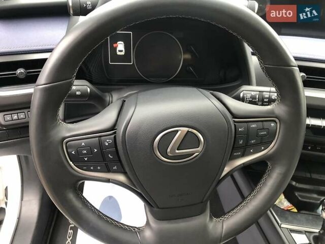 Белый Лексус UX, объемом двигателя 1.99 л и пробегом 79 тыс. км за 25500 $, фото 50 на Automoto.ua