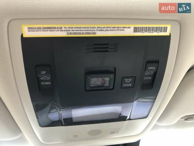 Белый Лексус UX, объемом двигателя 1.99 л и пробегом 79 тыс. км за 25500 $, фото 62 на Automoto.ua