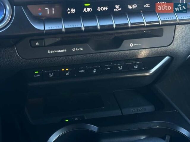 Белый Лексус UX, объемом двигателя 1.99 л и пробегом 14 тыс. км за 32000 $, фото 19 на Automoto.ua