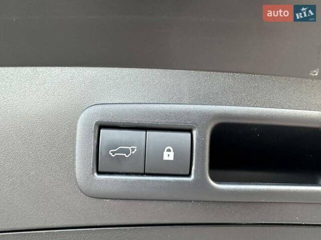 Лексус UX 2020 в Киеве на Automoto.ua Белый Лексус UX, объемом двигателя 1.99 л и пробегом 61 тыс. км за 27400 $, фото 22 на Automoto.ua