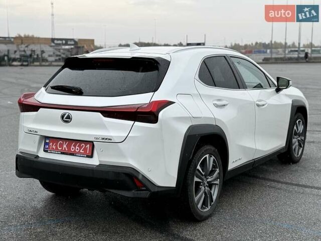 Лексус UX 2021 в Львове на Automoto.ua Белый Лексус UX, объемом двигателя 0 л и пробегом 51 тыс. км за 24700 $, фото 6 на Automoto.ua