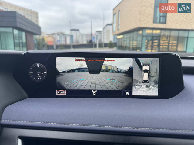 Білий Лексус UX, об'ємом двигуна 0 л та пробігом 75 тис. км за 25786 $, фото 29 на Automoto.ua