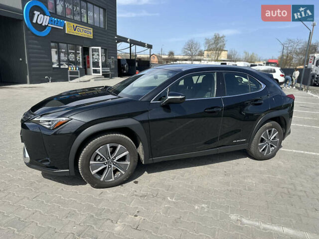 Черный Лексус UX, объемом двигателя 0 л и пробегом 54 тыс. км за 20600 $, фото 5 на Automoto.ua