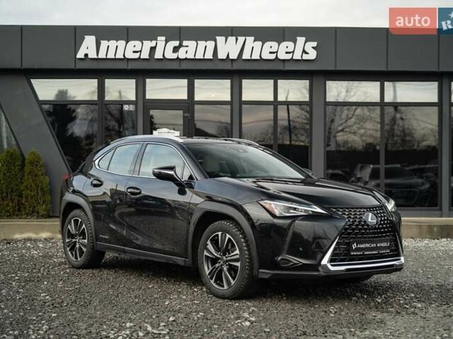 Чорний Лексус UX, об'ємом двигуна 2 л та пробігом 64 тис. км за 29900 $, фото 2 на Automoto.ua
