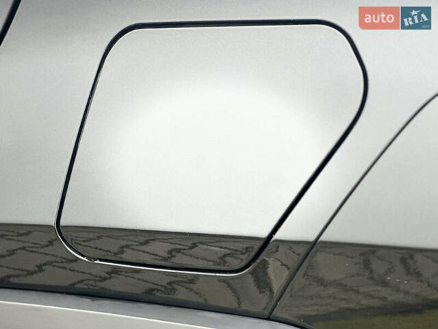 Черный Лексус UX, объемом двигателя 0 л и пробегом 109 тыс. км за 22750 $, фото 13 на Automoto.ua