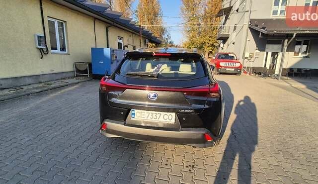 Черный Лексус UX, объемом двигателя 1.99 л и пробегом 62 тыс. км за 29500 $, фото 9 на Automoto.ua