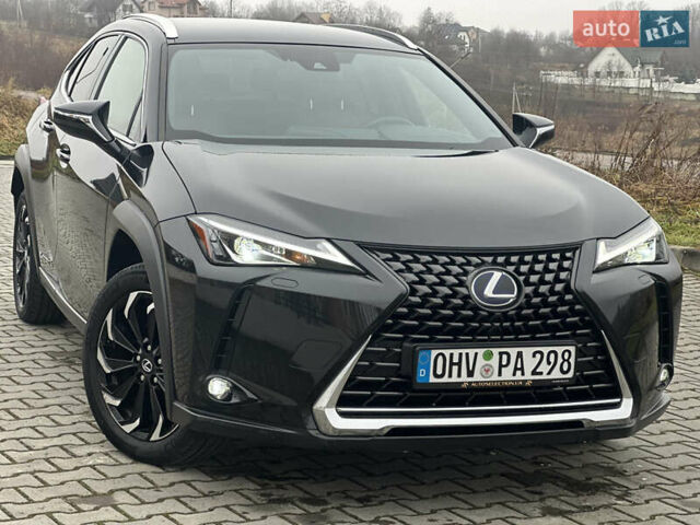 Черный Лексус UX, объемом двигателя 0 л и пробегом 109 тыс. км за 22750 $, фото 55 на Automoto.ua