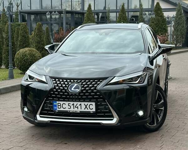Черный Лексус UX, объемом двигателя 2 л и пробегом 25 тыс. км за 33750 $, фото 7 на Automoto.ua