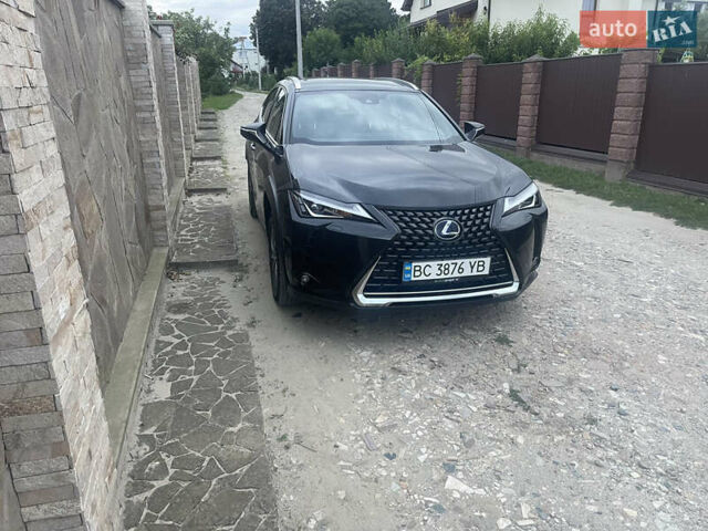 Чорний Лексус UX, об'ємом двигуна 0 л та пробігом 62 тис. км за 23000 $, фото 1 на Automoto.ua