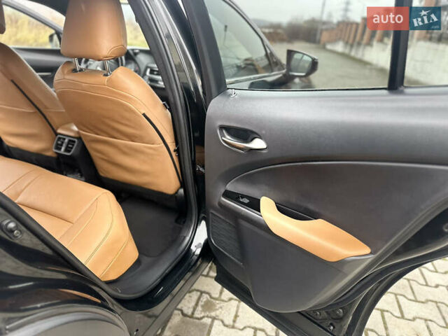 Черный Лексус UX, объемом двигателя 0 л и пробегом 109 тыс. км за 22750 $, фото 30 на Automoto.ua