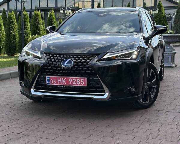 Чорний Лексус UX, об'ємом двигуна 0 л та пробігом 25 тис. км за 35850 $, фото 17 на Automoto.ua