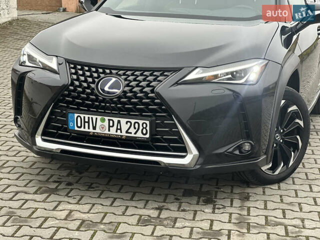 Черный Лексус UX, объемом двигателя 0 л и пробегом 109 тыс. км за 22750 $, фото 8 на Automoto.ua