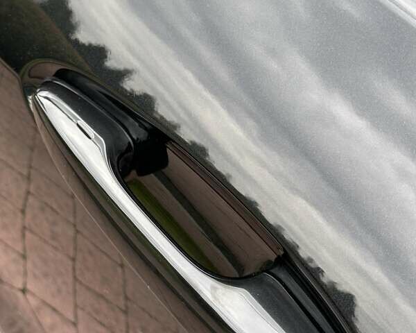 Черный Лексус UX, объемом двигателя 2 л и пробегом 25 тыс. км за 33750 $, фото 45 на Automoto.ua