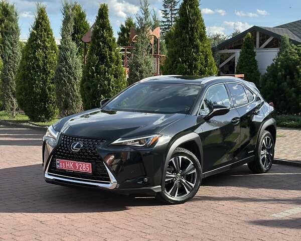 Чорний Лексус UX, об'ємом двигуна 0 л та пробігом 25 тис. км за 35850 $, фото 3 на Automoto.ua
