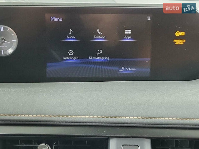 Черный Лексус UX, объемом двигателя 0 л и пробегом 125 тыс. км за 21900 $, фото 8 на Automoto.ua