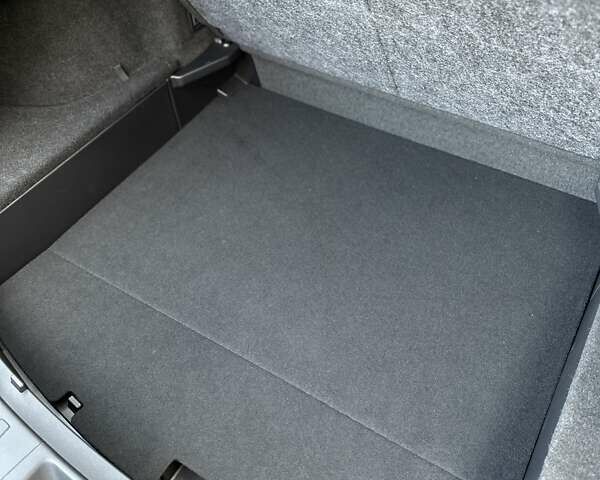 Чорний Лексус UX, об'ємом двигуна 0 л та пробігом 25 тис. км за 35750 $, фото 139 на Automoto.ua