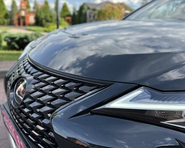 Чорний Лексус UX, об'ємом двигуна 0 л та пробігом 25 тис. км за 35750 $, фото 13 на Automoto.ua